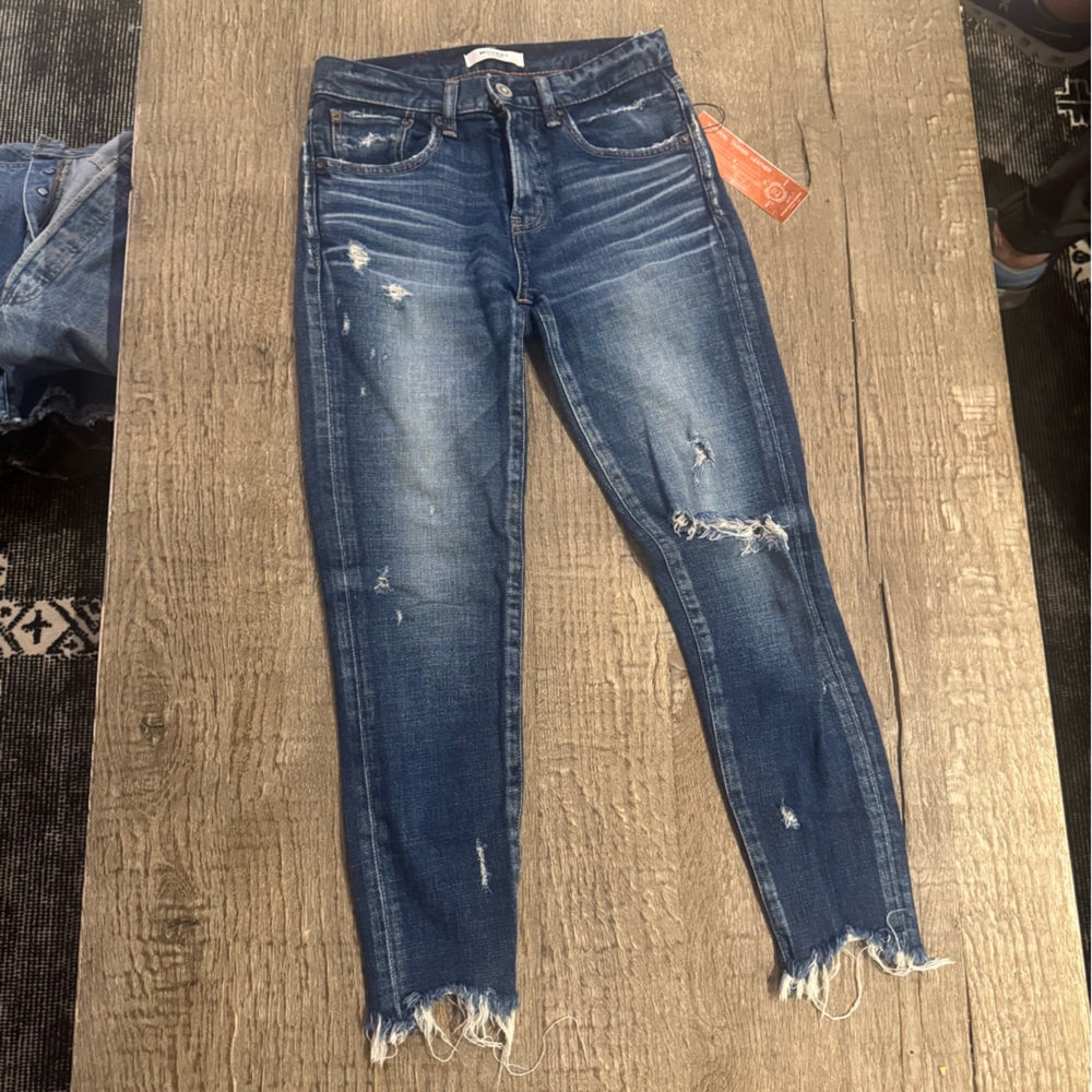 Moussy Vintage Glendale Skinny Jeans. - Picture 2 of 10